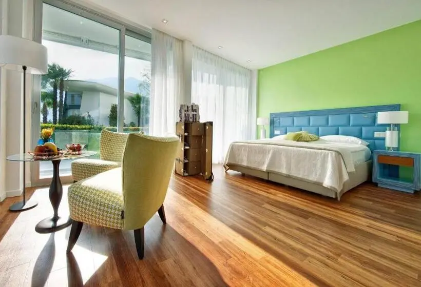 Deluxe-huone, Eden Roc Marina