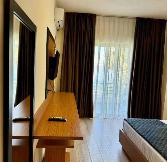 غرفة قياسية, Orb Inn