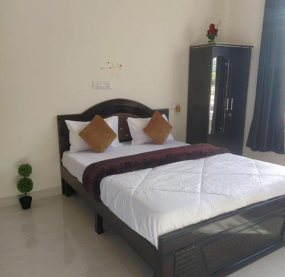 חדר סטנדרט נוף להרים, Nandi Skandagiri Guest House