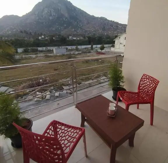 マウンテンビュースタンダードルーム, Nandi Skandagiri Guest House