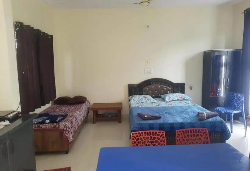 マウンテンビュースタンダードルーム, Nandi Skandagiri Guest House