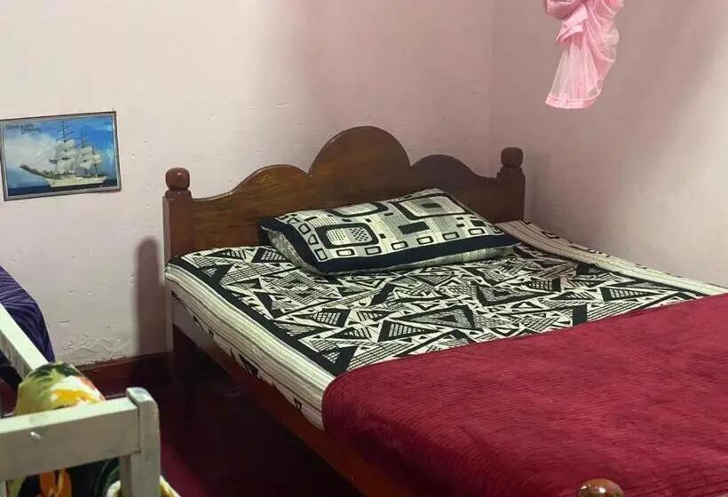 エコノミールーム, Ambalama Hostel