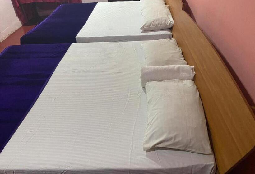 Семейный Номер, Ambalama Hostel