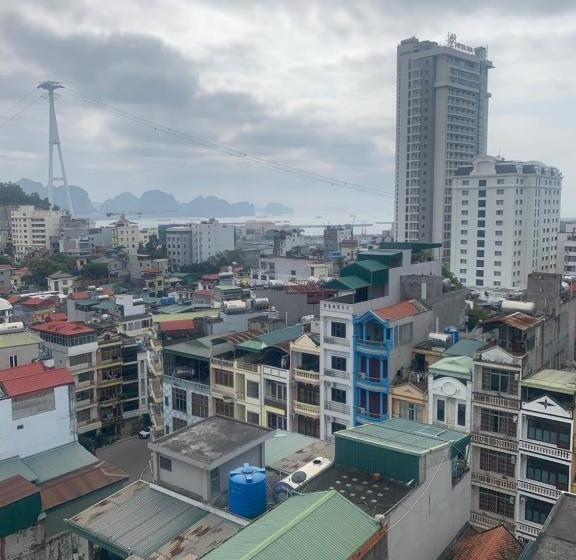 اتاق سه نفره دلوکس با چشمانداز دریا, Lavender