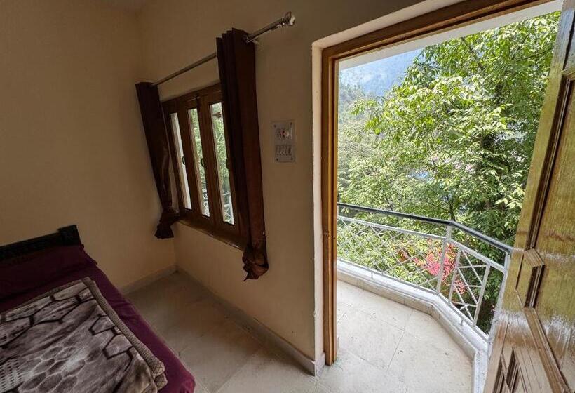 エコノミールーム, New Basera