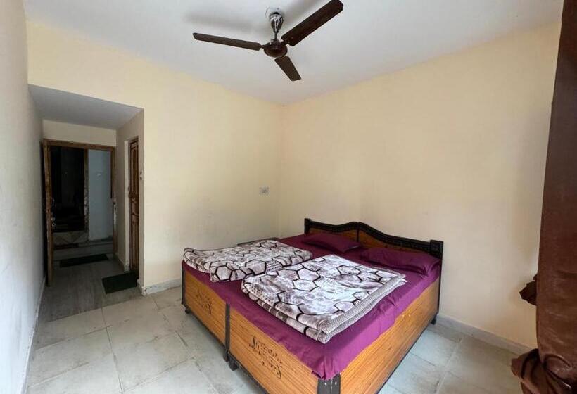 エコノミールーム, New Basera