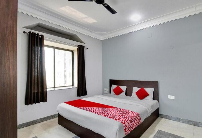 트리플 클래식 룸, O Shree Ganapati Resort