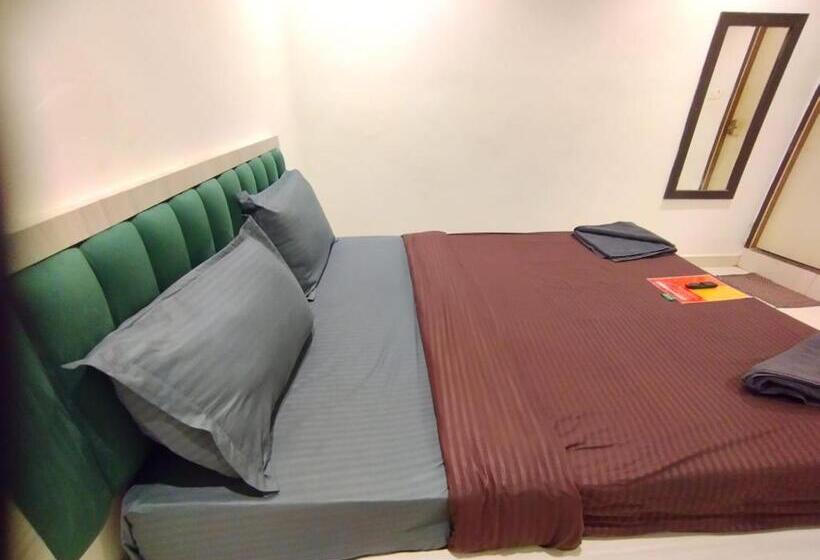 חדר דלוקס, Beach Doorz Place Tbv