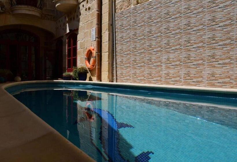 ویلای یک اتاق خوابه با استخر شنا, Gozo Farmhouse