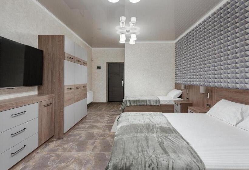 استودیوی استاندارد, Yudgi   Home