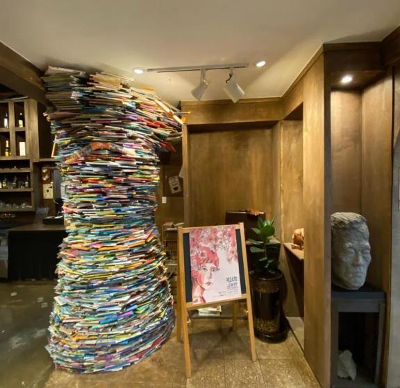 Quarto Estandar com Sacada, Ganderak Guest House