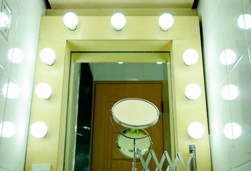 Quarto Economy, Ganderak Guest House