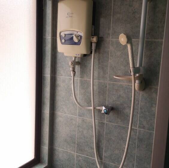 家庭间, Dragon Inn Premium Hotel Johor Bahru