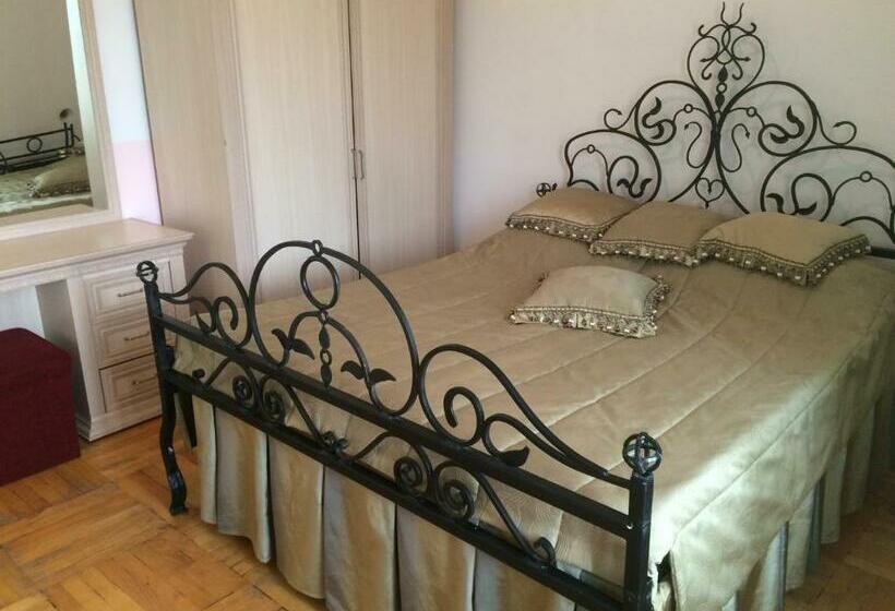 スイート, Health Resort Arzni 1