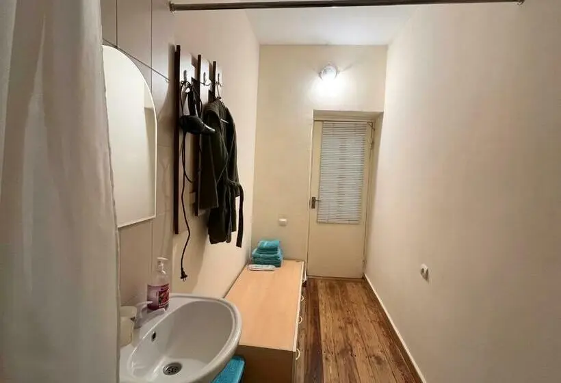 اتاق استاندارد, Azoyan Holiday Resort