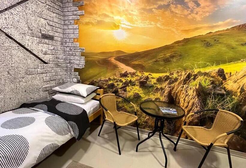 标准间, Azoyan Holiday Resort