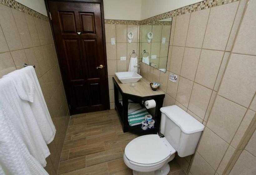 جناح مطلّ علي البحر, Jan S