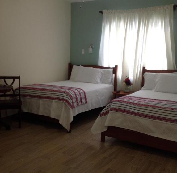 غرفة سوبيريور, Jan S