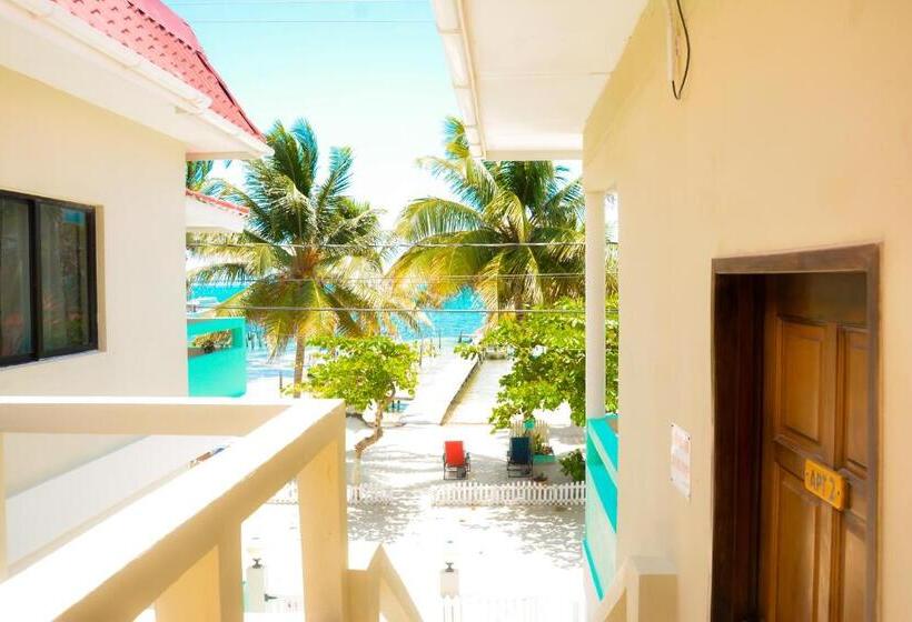 غرفة ديلوكس ثلاثية, Jan S