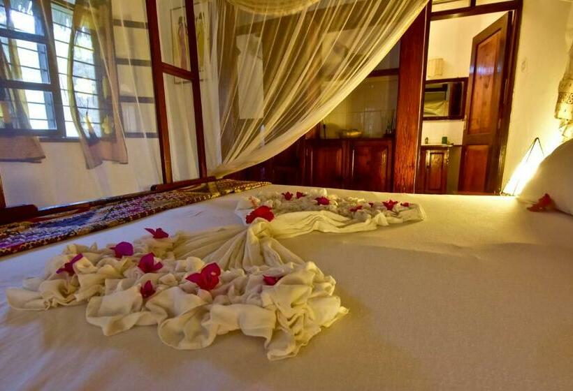 标准间带阳台, Mangrove Lodge