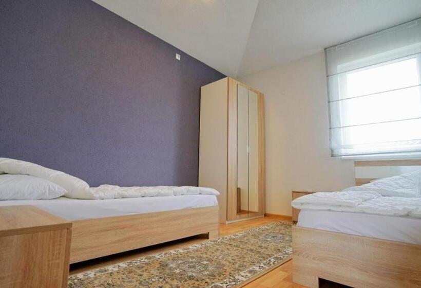 ویلای 1 خوابه با چشم‌انداز دریا, منتجع سراييفو   Sarajevo Resort