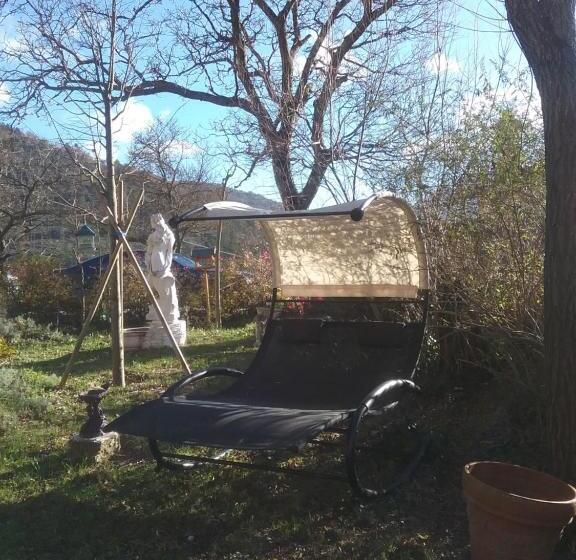 غرفة قياسية مطلة على الجبل, Dimora Nuvole Di Confine