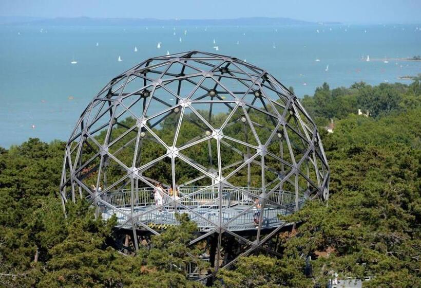 Полулюкс Вид на Сад, Anna Apartman