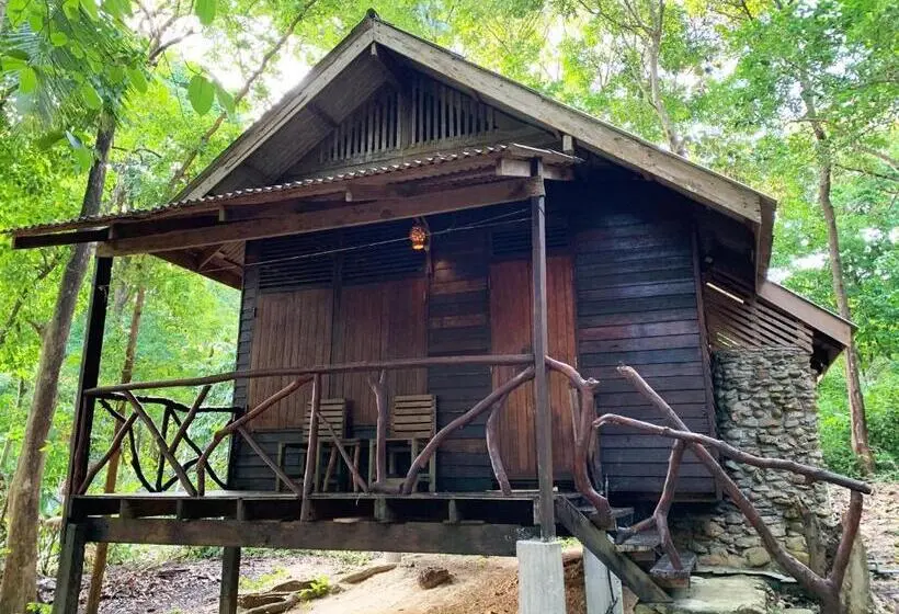 オーシャンビューのスタンダードバンガロー, Bonhomie Beach Cottage