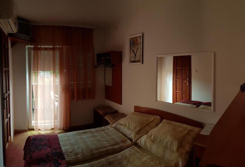 Deluxe Room with Balcony, Mészöly Vendégház