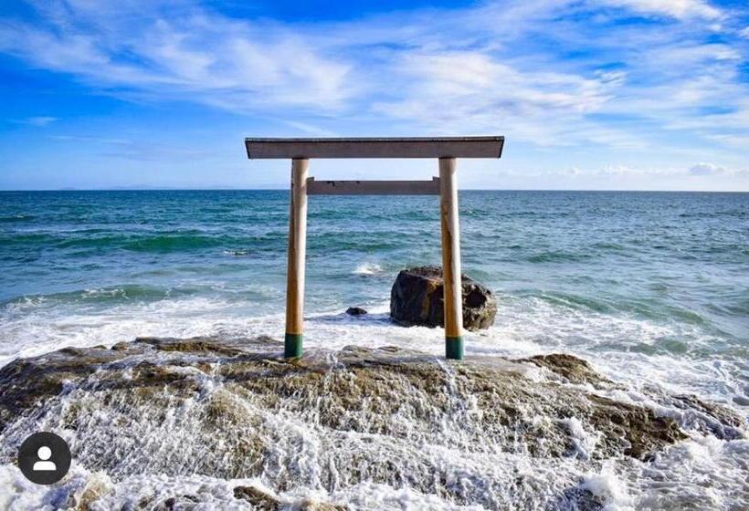 Номер Стандарт, 旅館 Osakana Seaside