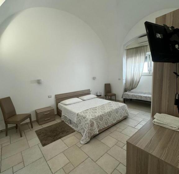اتاق استاندارد, Augustus B&b
