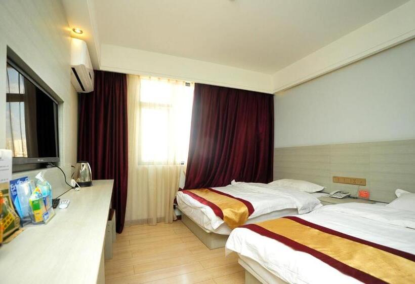 Номер Стандарт Трехместный, Juli Boutique