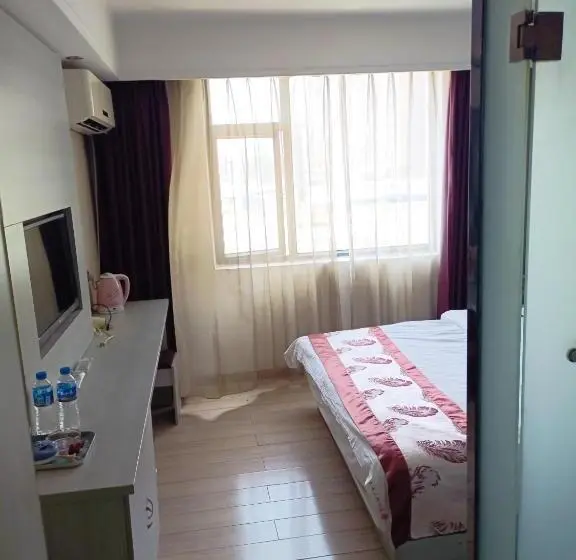 Deluxe Yhden Hengen Huone, Juli Boutique