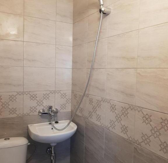 חדר משפחתי, Guest House Antique