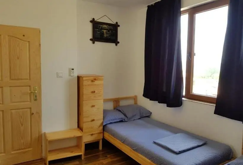 Perhehuone Merinäkymä, Guest House Antique