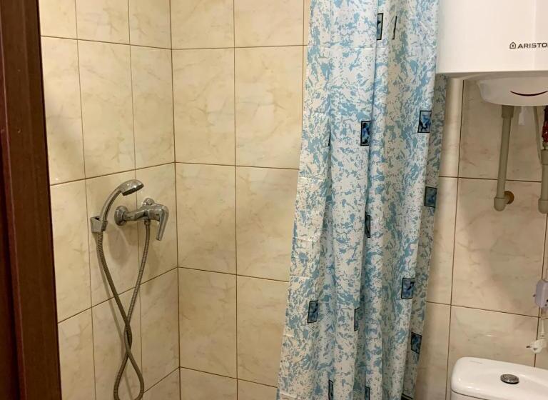 اتاق استاندارد چهار تخته با چشمانداز دریا, Guest House Santin