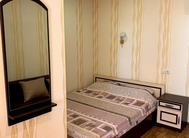 اتاق استاندارد چهار تخته با چشمانداز دریا, Guest House Santin