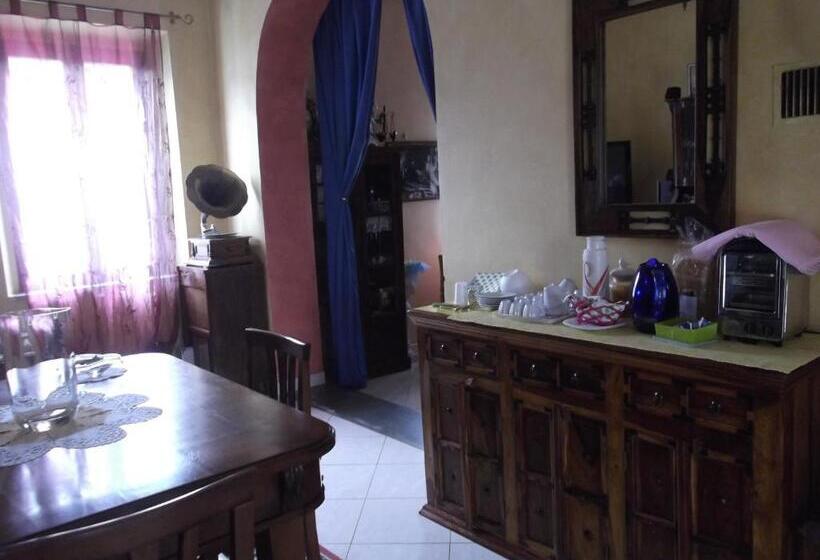 חדר סטנדרט חדר אמבטיה משותף, Relais Villa Ornella