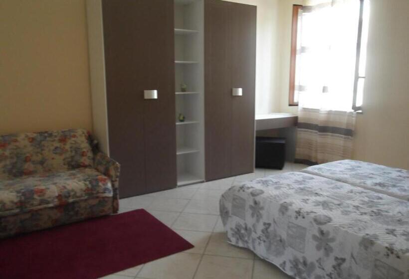 חדר משפחתי, Relais Villa Ornella