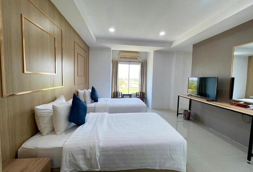 Номер Deluxe, Gassan Panorama Golf Club