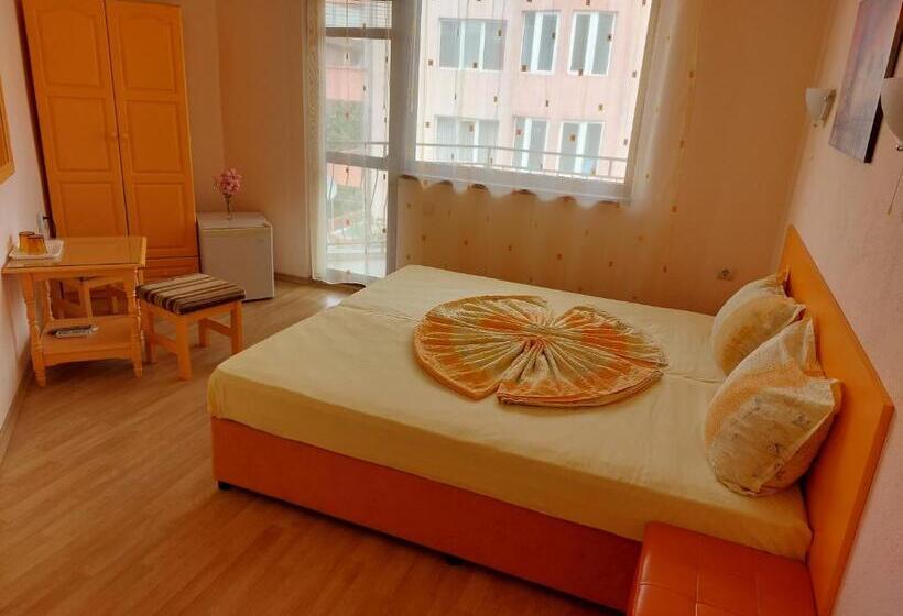 Quarto Estandar com Sacada, Primorski Briz Guest House