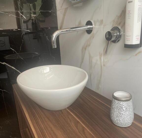 غرفة قياسية, Il Tesoro Pompeiano