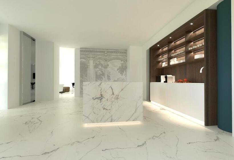 غرفة كومفورت, Il Tesoro Pompeiano