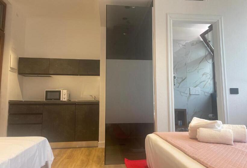 غرفة ديلوكس ثلاثية, Il Tesoro Pompeiano