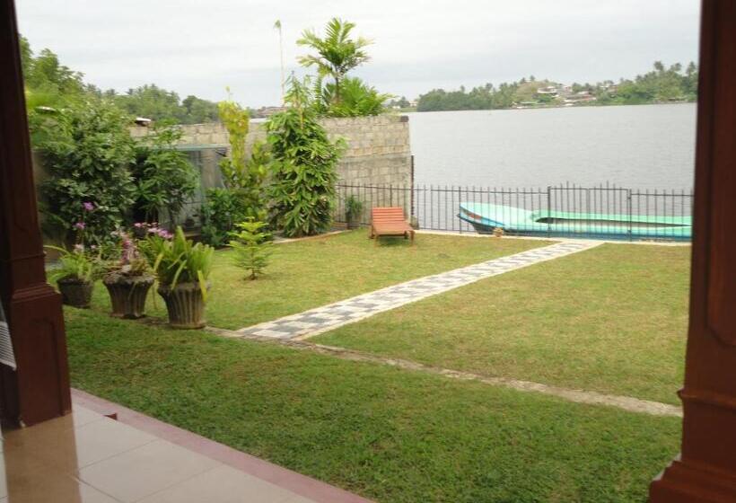 キングサイズベッドのデラックスルーム, Sapara River Guest