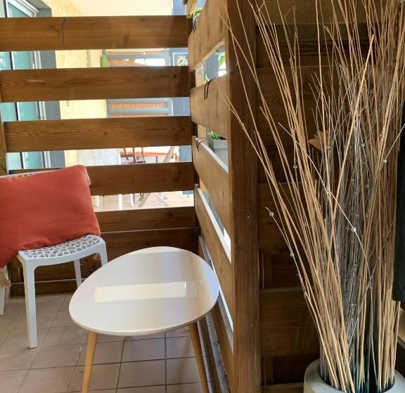 آپارتمان 1 خوابه همکف, Le Vacoa