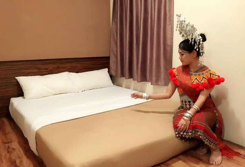 חדר דלוקס, Tey