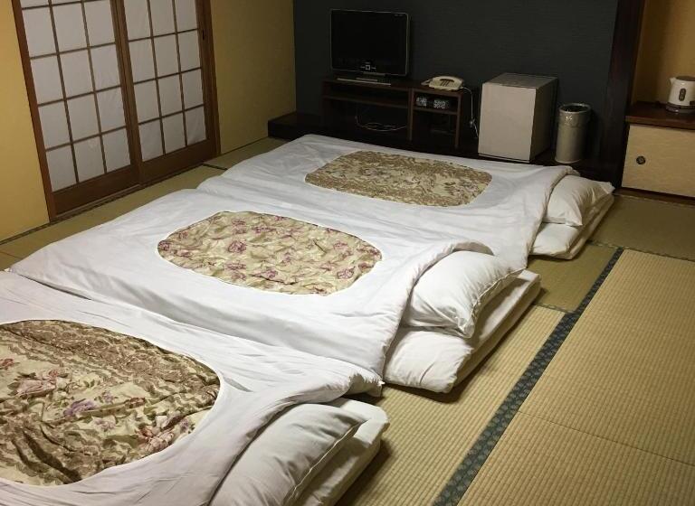 غرفة قياسية, Tsukuba Hills Gakuenodori