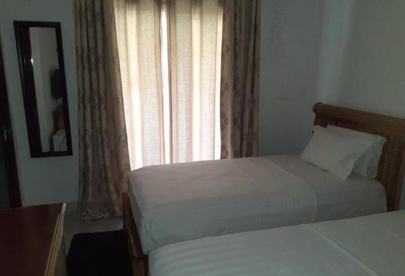 اتاق استاندارد, Residencial Ramire Tour