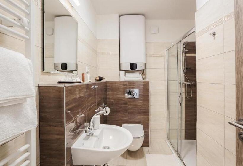 Номер Deluxe, Elendris  Ubytovani U Kostela